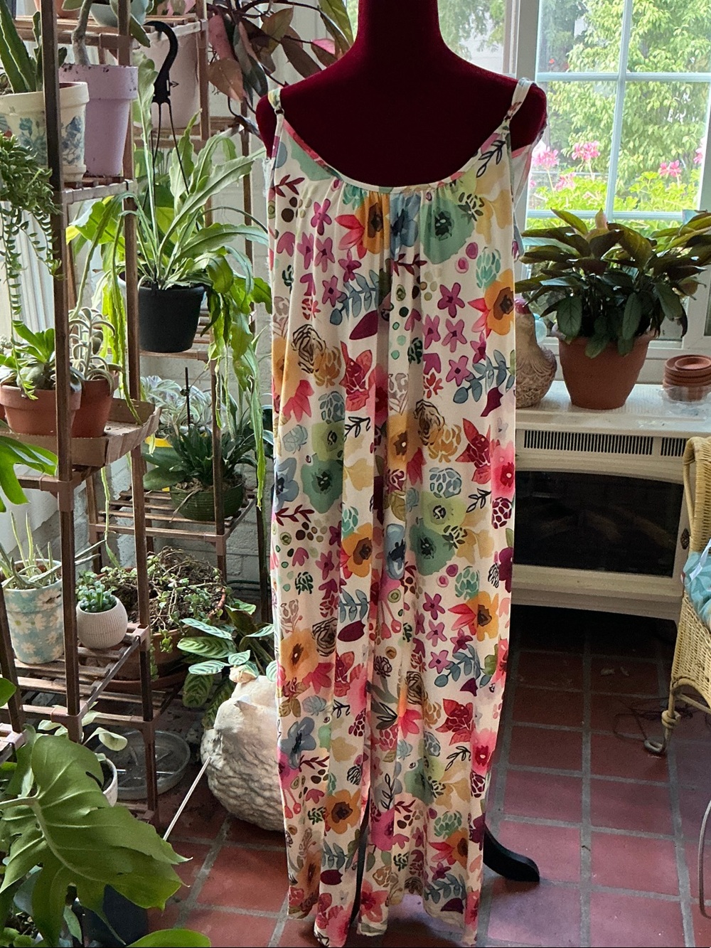 Colorful flowered jumpsuit that has so many colors it goes with everything XL